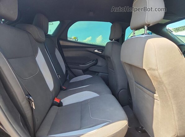 1FADP3L94JL300655 2018 FORD FOCUS Black 