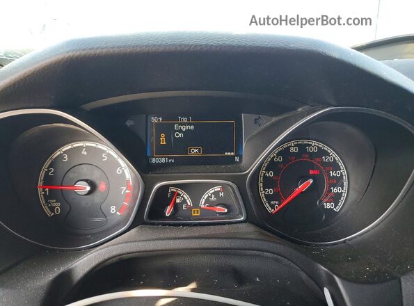 1FADP3L94JL320100 2018 FORD FOCUS Gray Widok zestawu wskaźników