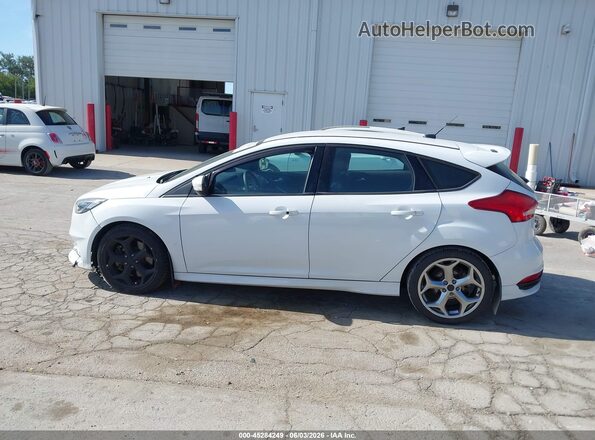 1FADP3L95HL208237 2017 FORD FOCUS ST White Widok wnętrza 360 stopni
