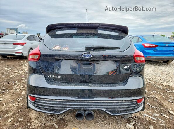 1FADP3L95JL203545 2018 FORD FOCUS Black Widok z tyłu