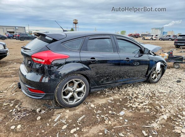 1FADP3L95JL203545 2018 FORD FOCUS Black Tył prawy