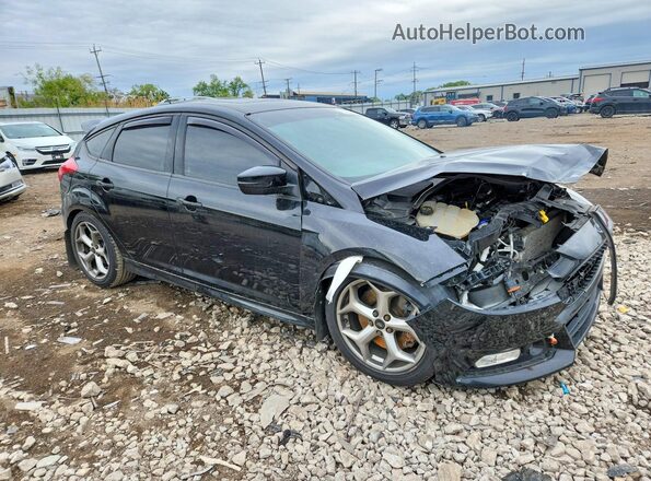 1FADP3L95JL203545 2018 FORD FOCUS Black Przód prawy