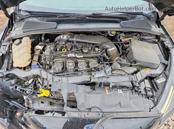 1FADP3L95JL203545 2018 FORD FOCUS Black Widok wnętrza z tyłu