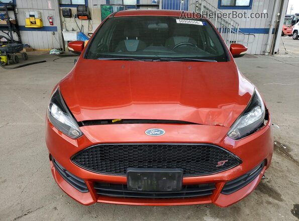 1FADP3L95JL303824 2018 FORD FOCUS Red წინა ხედი