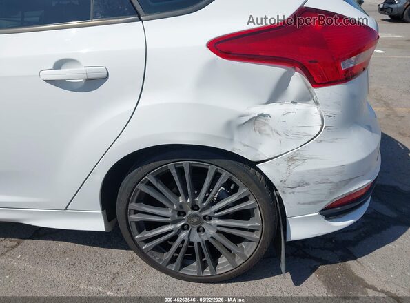 1FADP3L98JL260967 2018 FORD FOCUS White Вид спереду