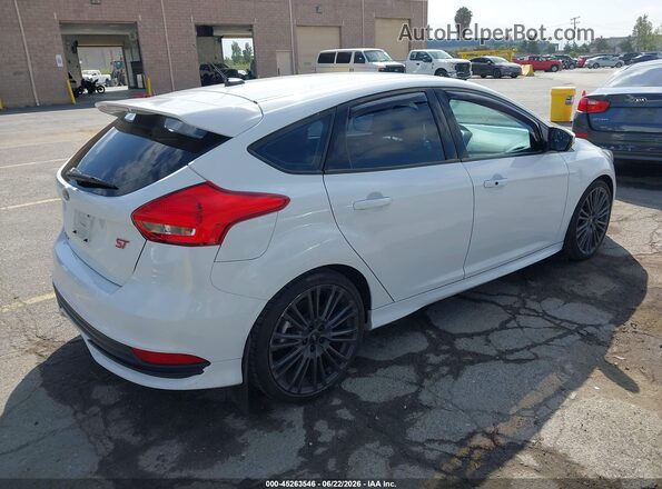 1FADP3L98JL260967 2018 FORD FOCUS White Задня права чверть