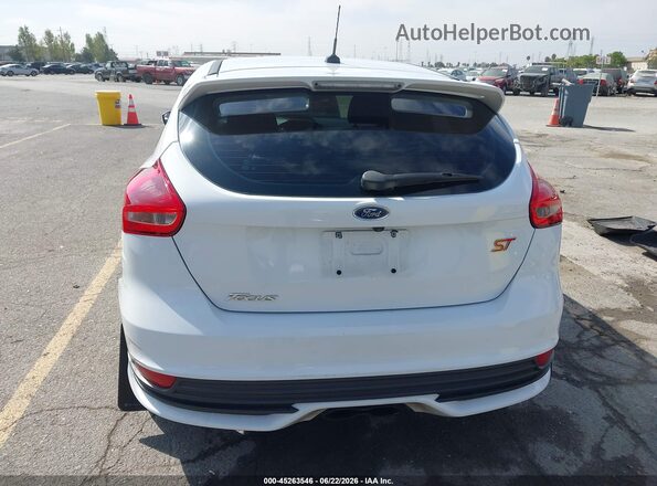 1FADP3L98JL260967 2018 FORD FOCUS White 