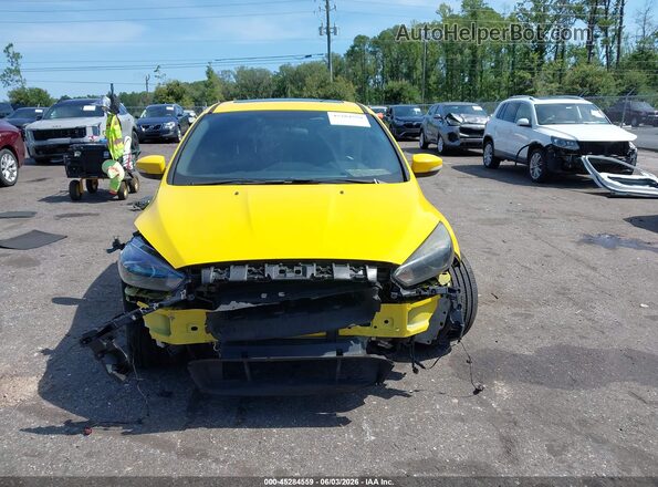 1FADP3L99HL203994 2017 FORD FOCUS Yellow უკანა სალონის ხედი