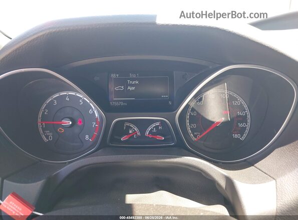 1FADP3L99HL260602 2017 FORD FOCUS ST White უკანა სავარძლების ხედი