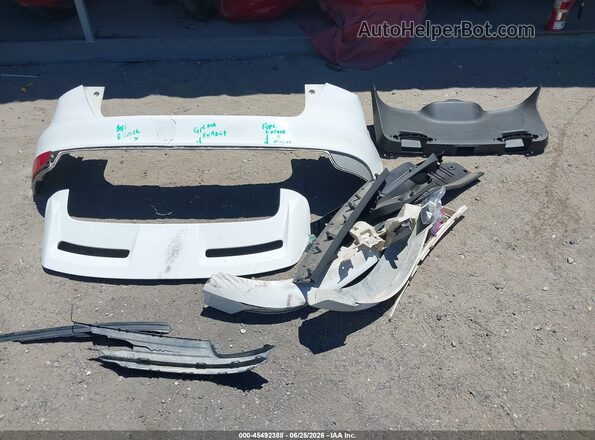 1FADP3L99HL260602 2017 FORD FOCUS ST White ხელსაწყოთა პანელის ხედი