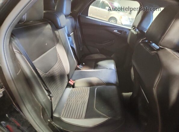 1FADP3L9XGL255200 2016 FORD FOCUS Black Հետևի նստատեղերի տեսք