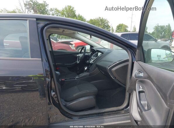 1FADP3M24JL223397 2018 FORD FOCUS Black Widok wnętrza z przodu