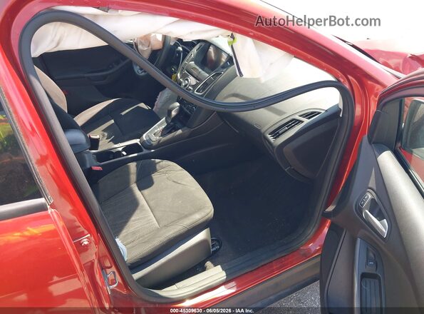 1FADP3M24JL261759 2018 FORD FOCUS Orange Front interior view