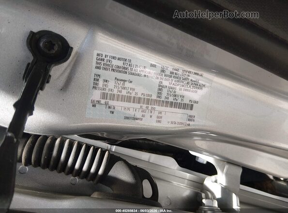 1FADP3M25JL228995 2018 FORD FOCUS Серебряный Вид подкапотного пространства