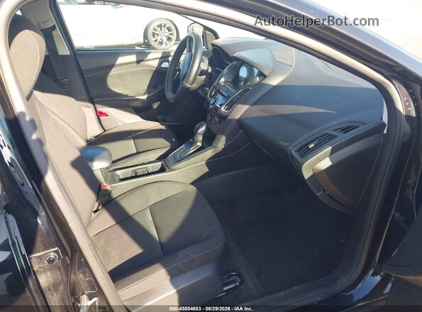 1FADP3M28HL225504 2017 FORD FOCUS Black Front interior view