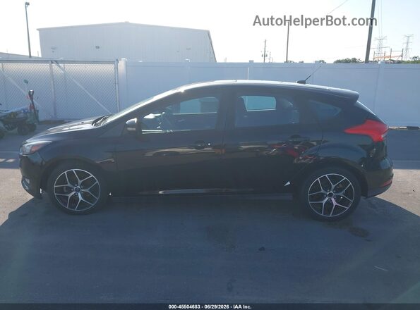 1FADP3M28HL225504 2017 FORD FOCUS Black 360 interior view