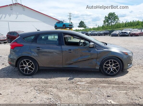 1FADP3M29HL301263 2017 FORD FOCUS Gray Widok wnętrza z tyłu