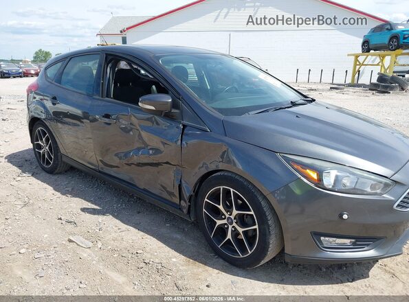 1FADP3M29HL301263 2017 FORD FOCUS Gray Widok z przodu