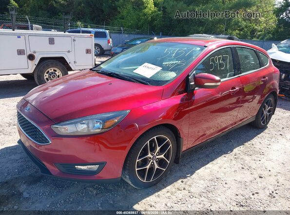 1FADP3M2XHL214682 2017 FORD FOCUS Red Przód lewy