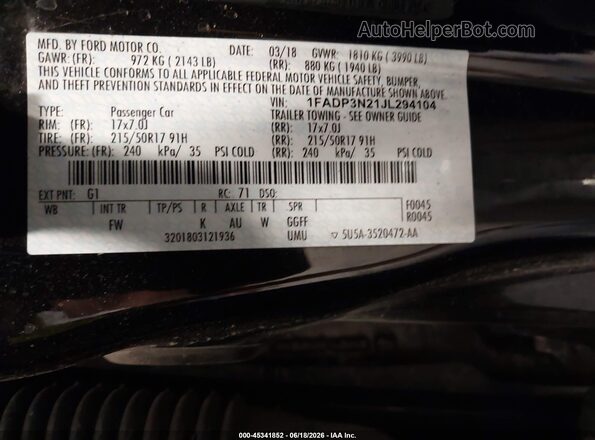 1FADP3N21JL294104 2018 FORD FOCUS Black Widok komory silnika