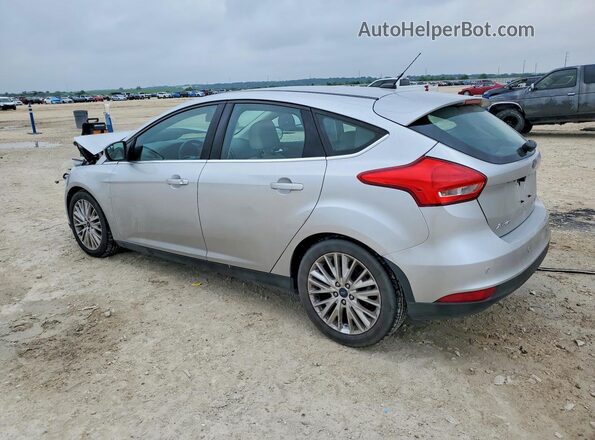 1FADP3N22HL280139 2017 FORD FOCUS Silver 