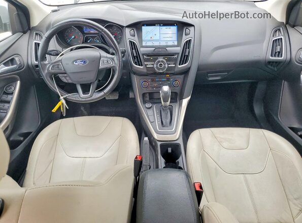 1FADP3N22HL280139 2017 FORD FOCUS Silver 