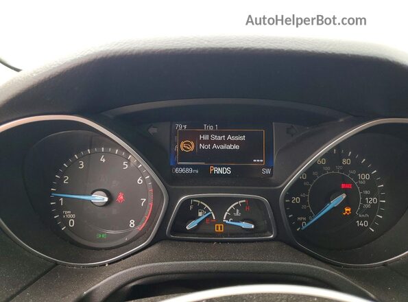 1FADP3N22HL280139 2017 FORD FOCUS Silver 