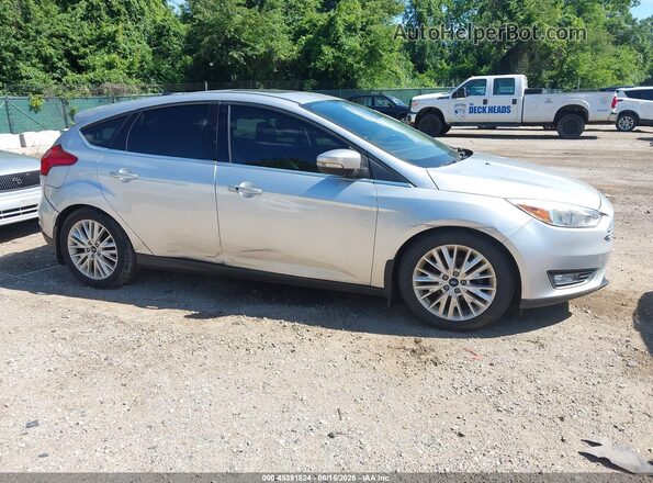 1FADP3N24GL388437 2016 FORD FOCUS Silver 
