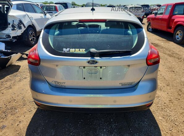 1FADP3N25GL326240 2016 FORD FOCUS Silver Вид ззаду