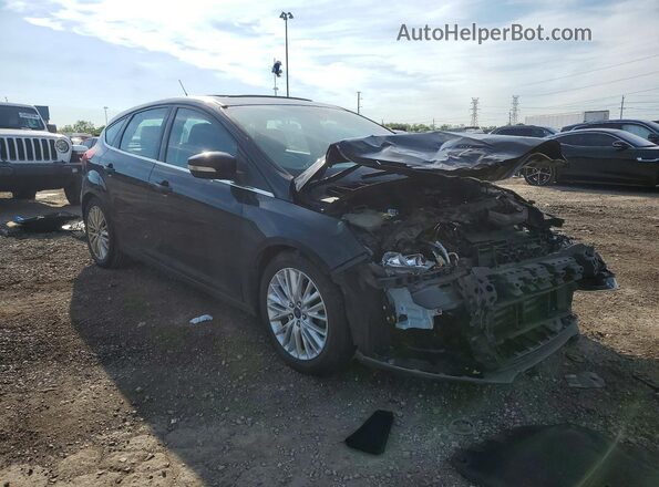 1FADP3N26GL381392 2016 FORD FOCUS Black Przód prawy