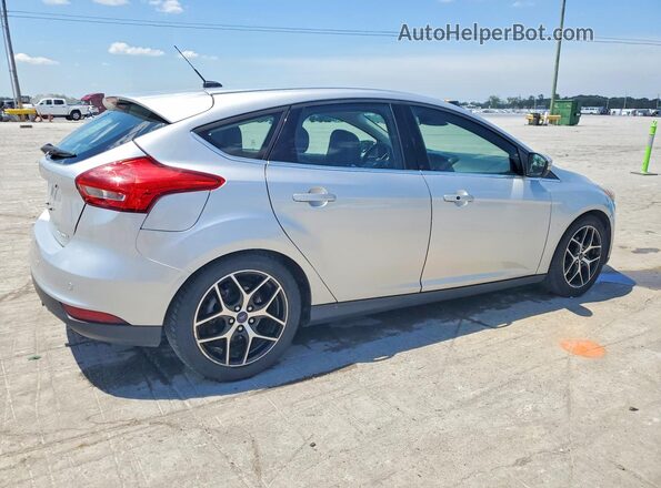 1FADP3N26HL345770 2017 FORD FOCUS Silver 