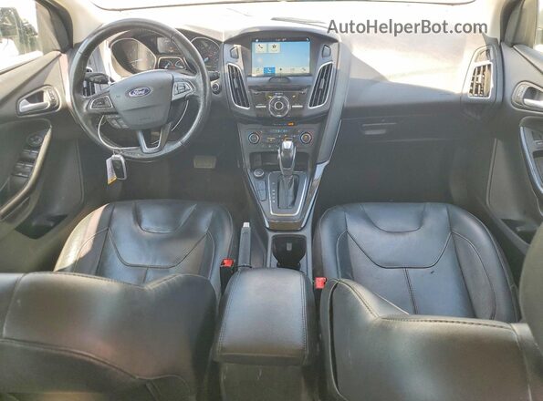 1FADP3N26HL345770 2017 FORD FOCUS Silver 