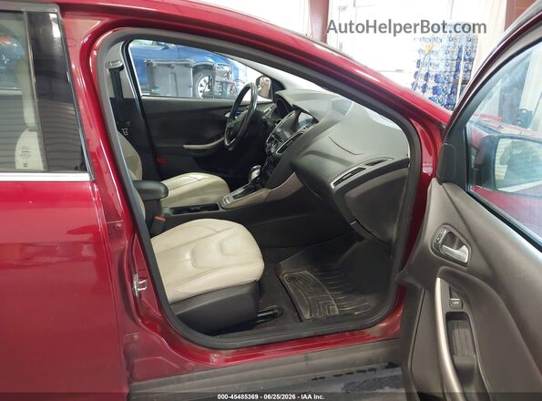 1FADP3N27GL339636 2016 FORD FOCUS Maroon Սալոնի դիմացի տեսք