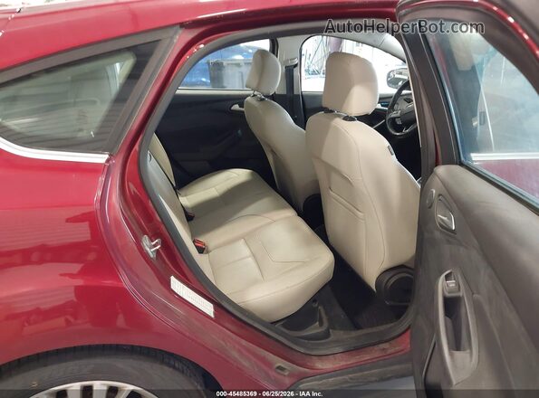1FADP3N27GL339636 2016 FORD FOCUS Maroon VIN կոդի պիտակի տեսք