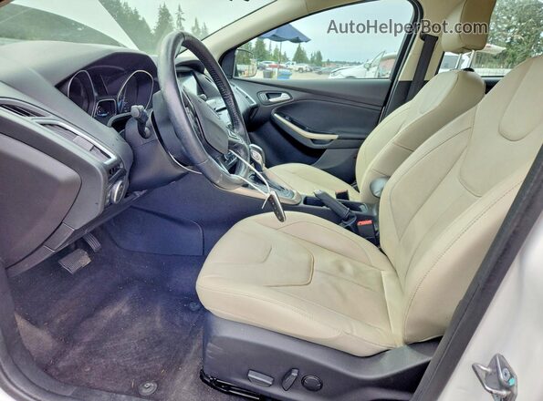 1FADP3N27JL314856 2018 FORD FOCUS White Սալոնի դիմացի տեսք