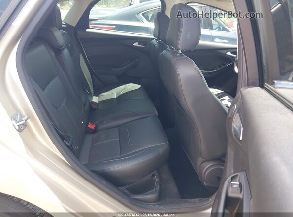 1FADP3N28HL324709 2017 FORD FOCUS Gold VIN sticker view