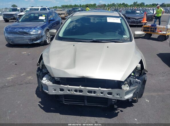 1FADP3N28HL324709 2017 FORD FOCUS Gold Rear interior view