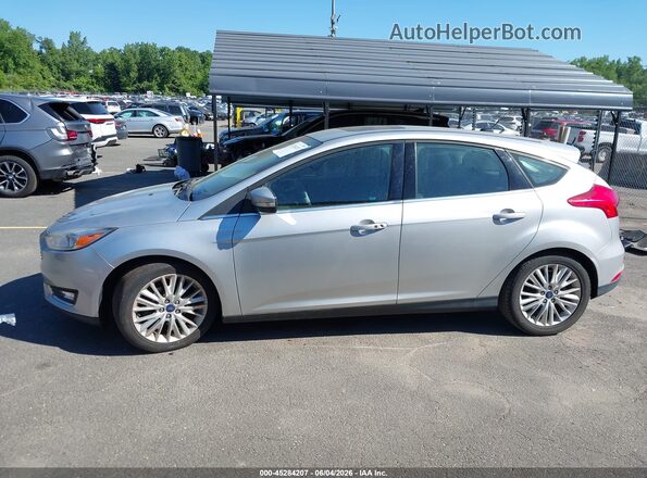 1FADP3N29HL333726 2017 FORD FOCUS Silver 