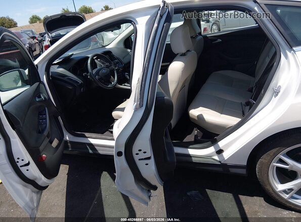 1FADP3N2XGL387843 2016 FORD FOCUS White Вид наклейки з VIN-кодом
