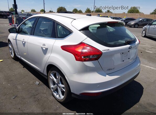 1FADP3N2XGL387843 2016 FORD FOCUS White Задня ліва чверть