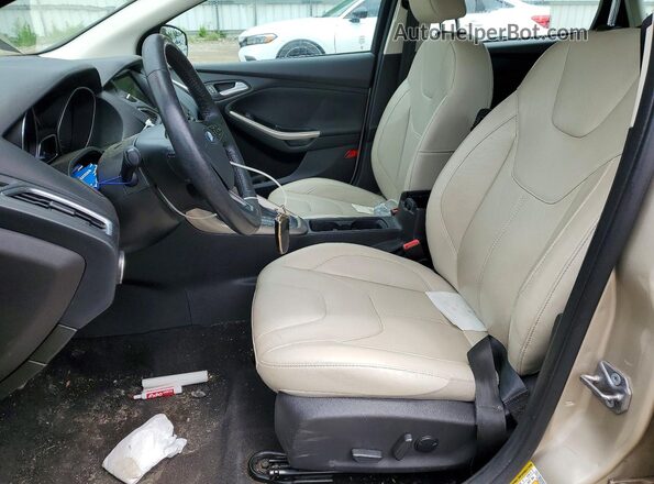 1FADP3N2XJL325155 2018 FORD FOCUS Gold 
