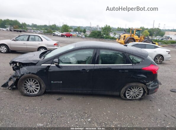 1FADP3R46HL316328 2017 FORD FOCUS ELECTRIC Черный Вид задней части салона