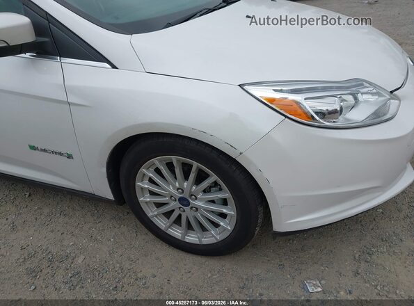 1FADP3R48HL255483 2017 FORD FOCUS ELECTRIC White Front view