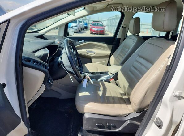 1FADP5AU0JL103565 2018 FORD C-MAX White Սալոնի դիմացի տեսք
