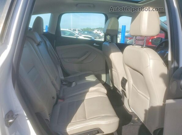 1FADP5DU8HL116652 2017 FORD C-MAX White 