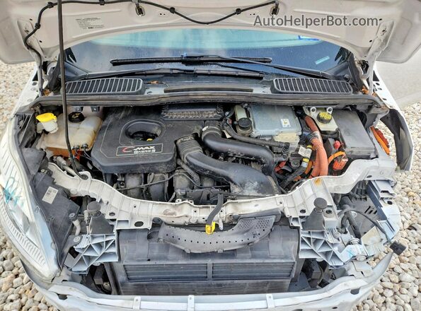 1FADP5FU9HL107875 2017 FORD C-MAX White Вид задньої частини салону
