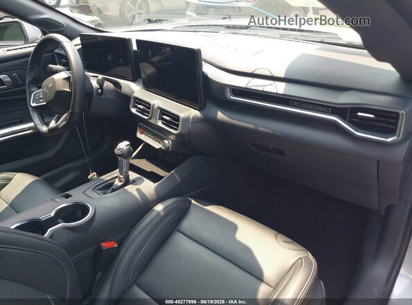1FAGP8UH6T5111805 2026 FORD MUSTANG Gray Front interior view