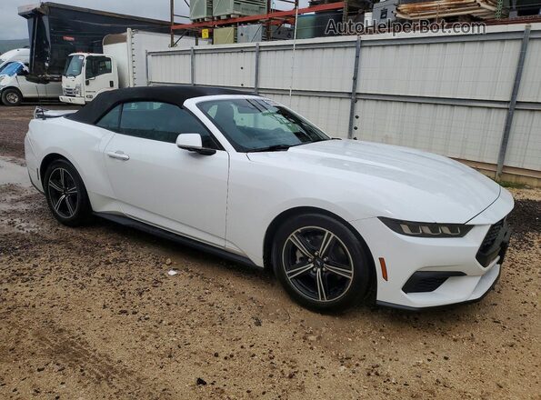 1FAGP8UH7S5108474 2025 FORD MUSTANG White Передня права чверть