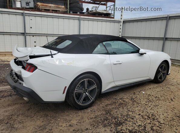 1FAGP8UH7S5108474 2025 FORD MUSTANG White Панорамний вид салону 360°