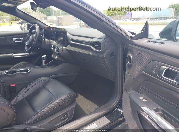 1FAGP8UH9S5111005 2025 FORD MUSTANG Black Widok wnętrza z przodu